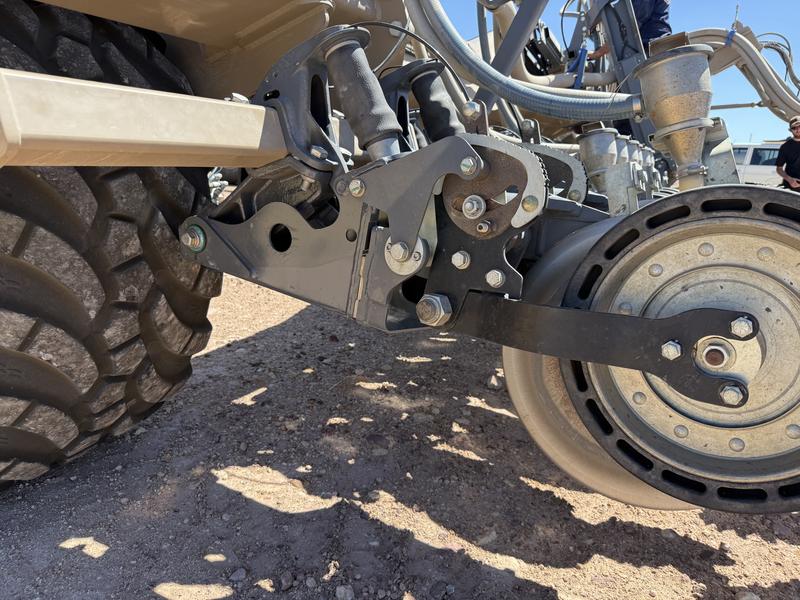 USED NDF Disc Planter 18m NF Contour Flex 375mm, SA650-E units