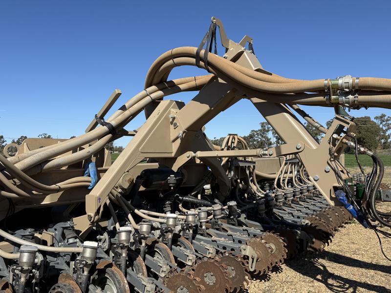 NDF Disc Planter 2021 Narrow Fold 18m 375mm SA650-E