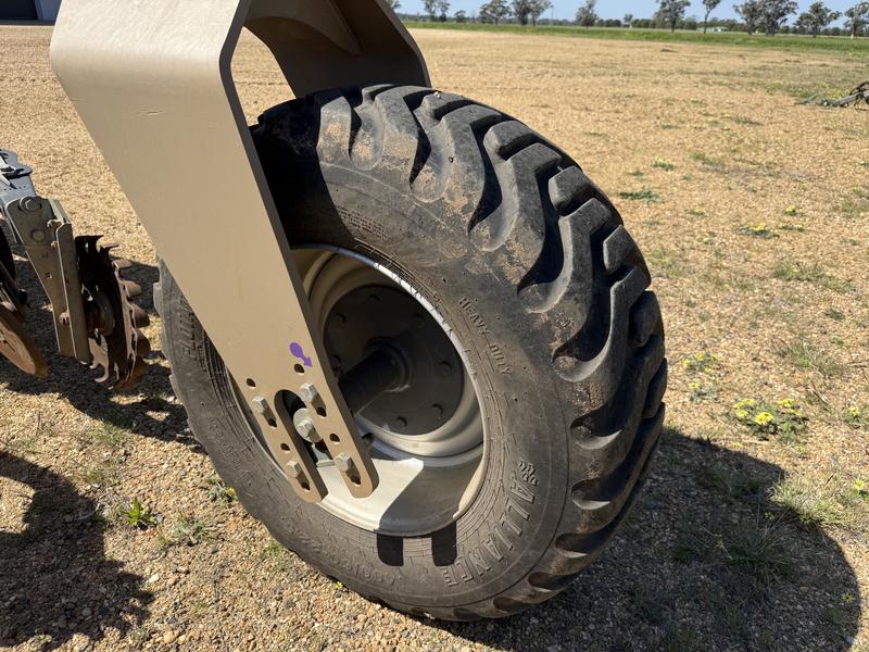 NDF Disc Planter 2023 12m 333mm SA750.