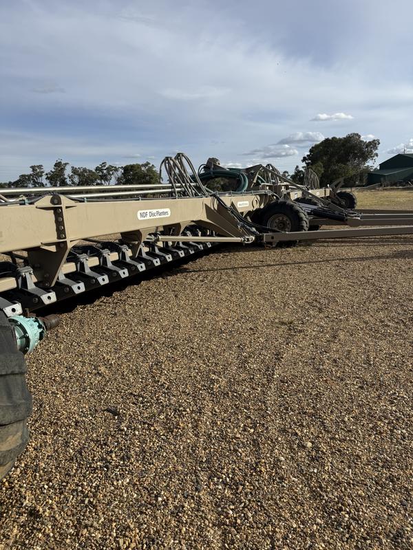 NDF Disc Planter 2018 Narrow Fold 24m 375mm SA650