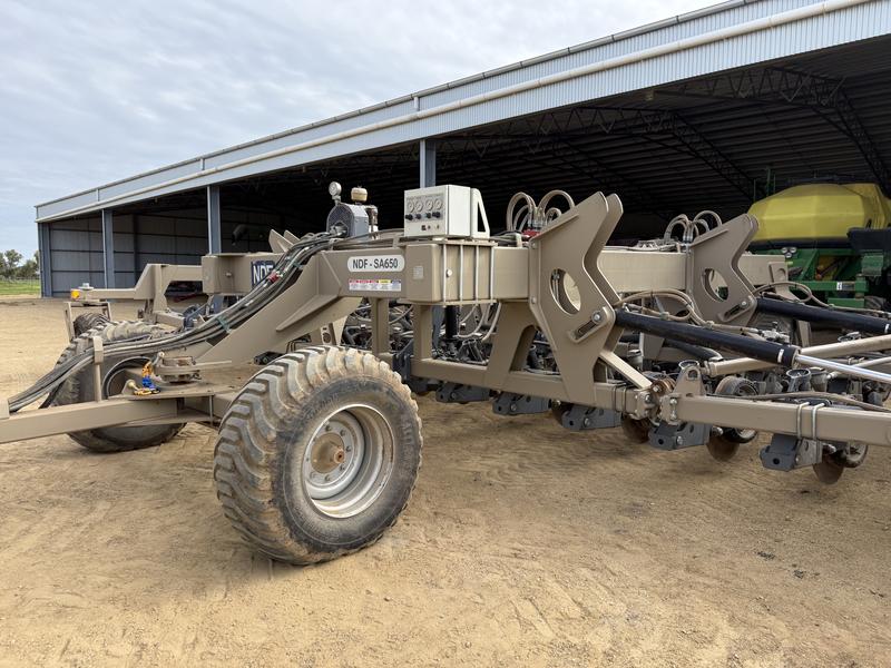 NDF Disc Planter 2016 12m 333mm SA650.